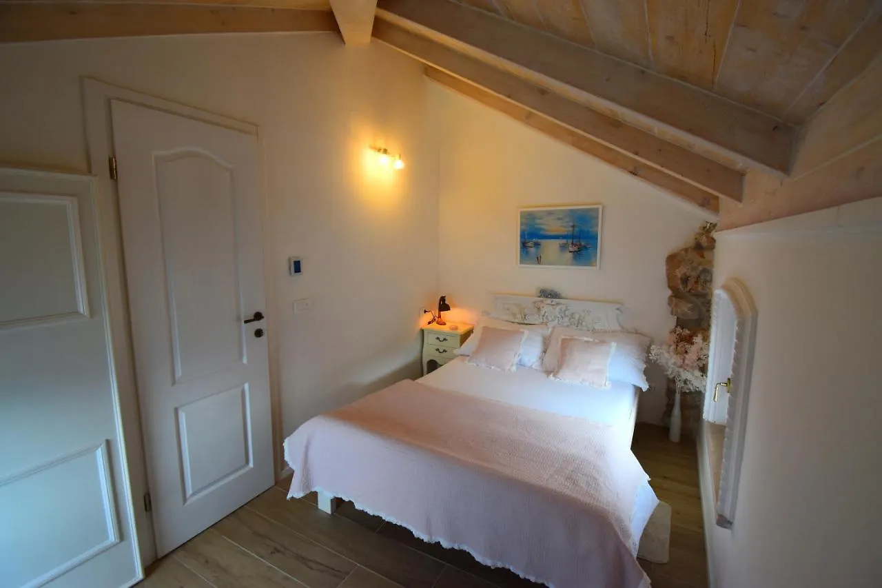 Captains Home Baska