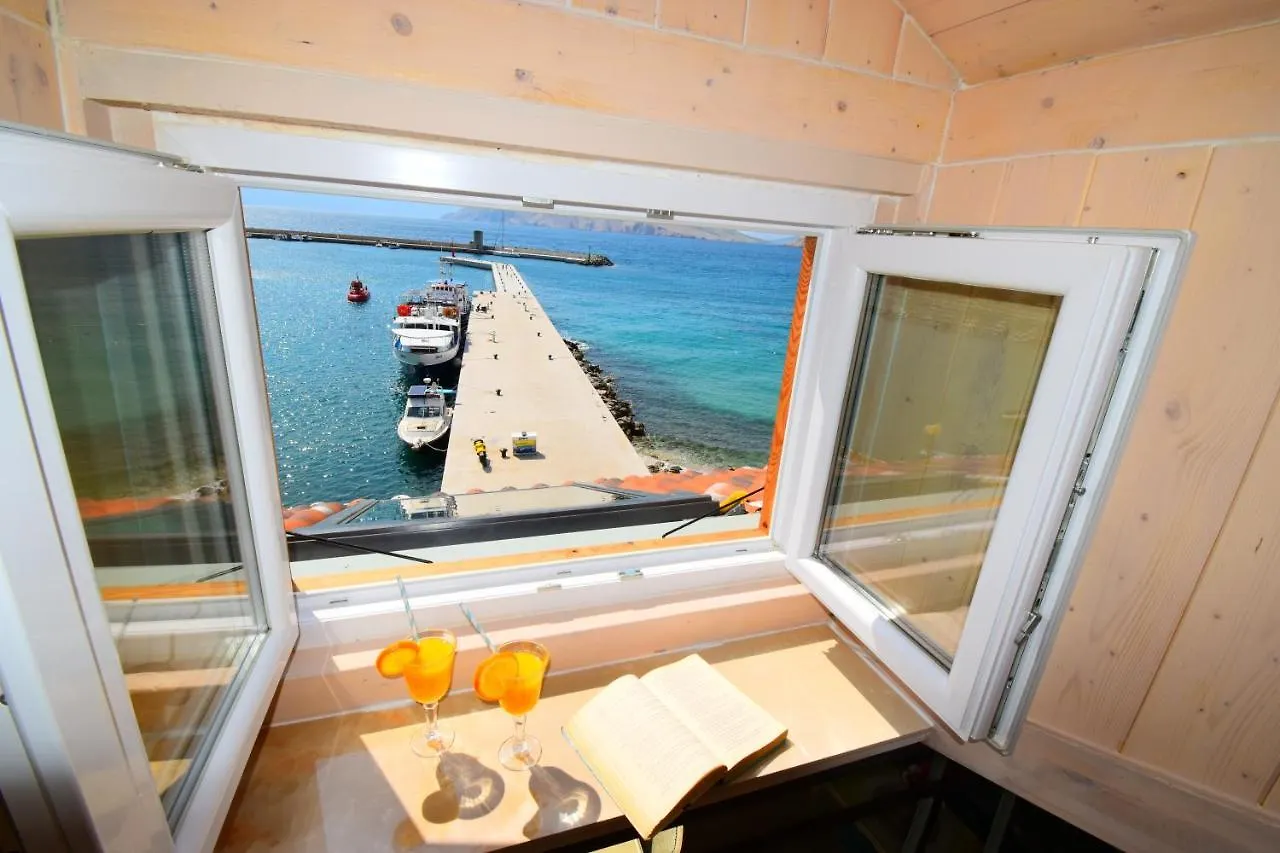 Apartment Captains Home Baska  Croatia